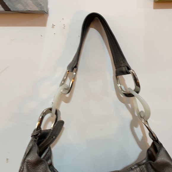 Michael Kors Grey Leather Shoulder Bag - Picture 3 of 10
